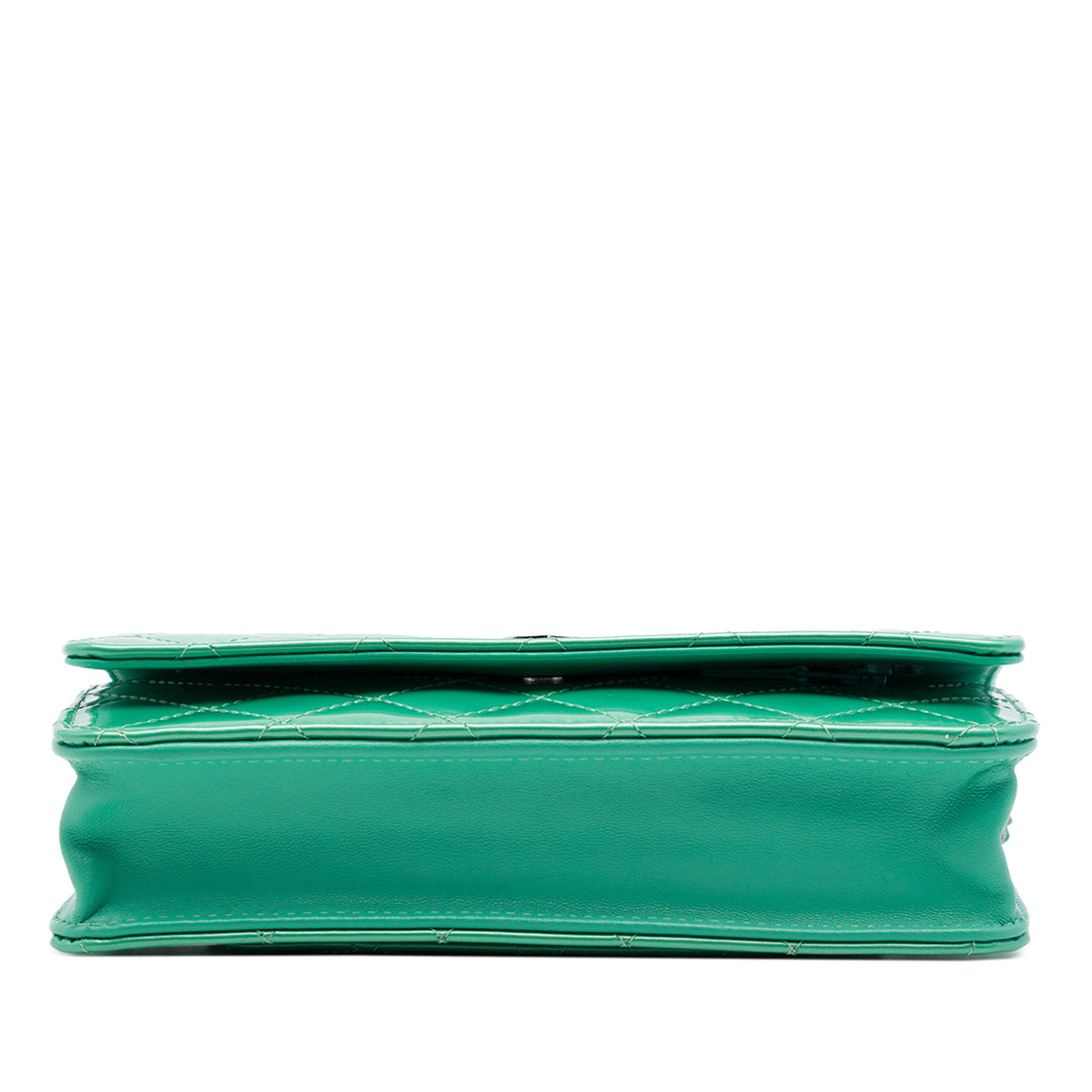 Chanel Sac bandoulière CC Matelassé Wallet on Chain Vert – vue 3 – GABY PARIS