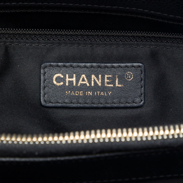 Chanel Caviar Grand Shopping Cabas