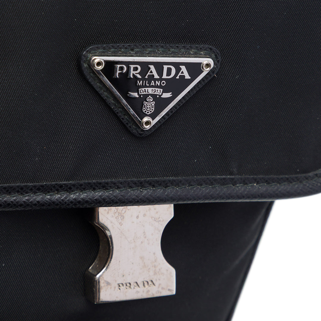 Prada Étui à finitions Re Smartphone Saffiano Noir – vue 5 – GABY PARIS
