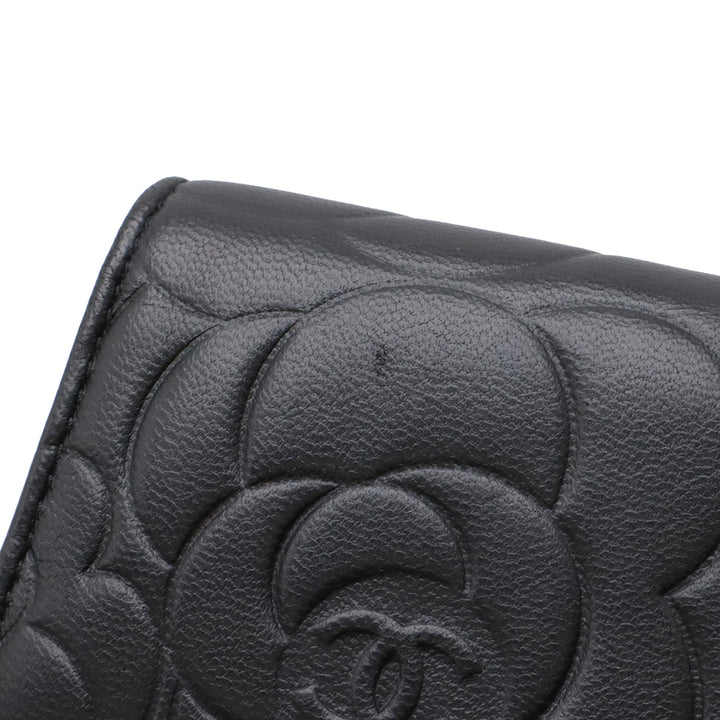 Chanel CC embossé Cuir Camellia Card Holder