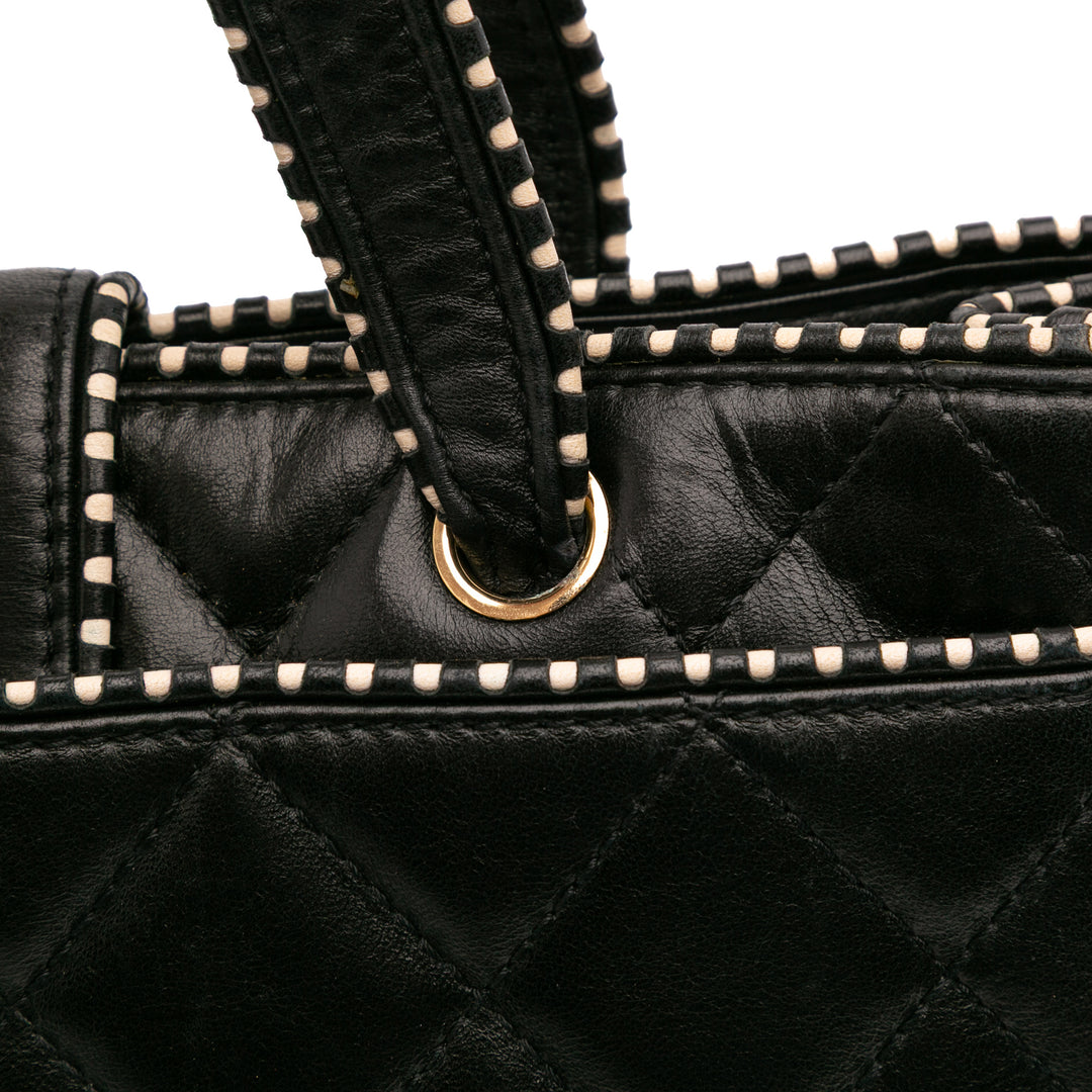 Chanel CC Quilted Cuir d’agneau Sac à main Noir