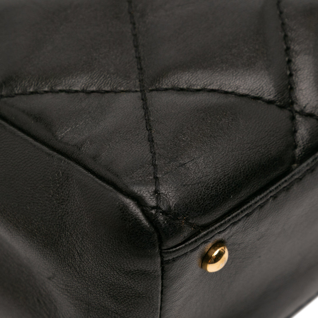 Chanel CC Quilted Cuir d’agneau Sac à main Noir