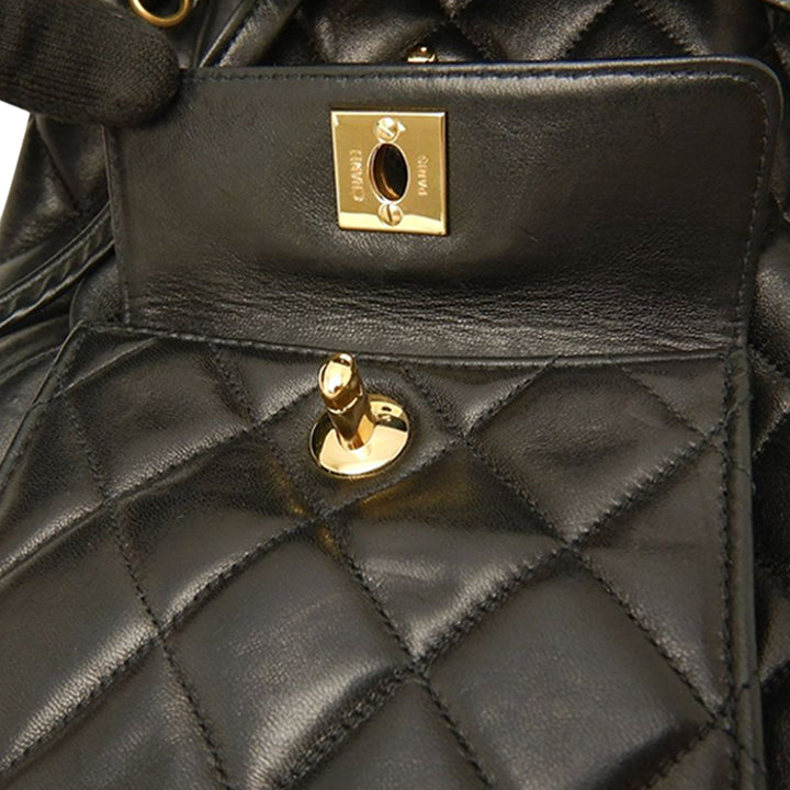 Chanel Medium Matelassé Cuir d’agneau Duma Sac à dos