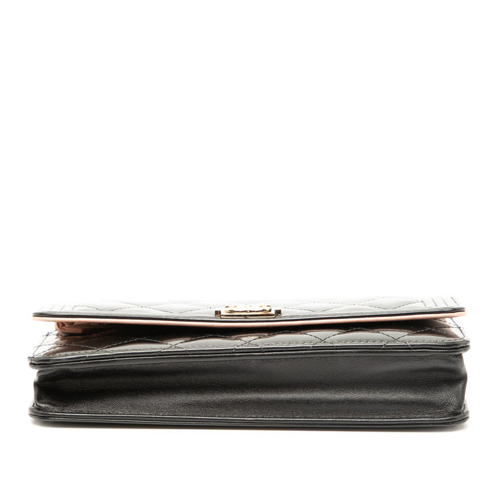 Chanel Matelassé Cuir verni Boy Wallet on Chain – GABY PARIS Authentique