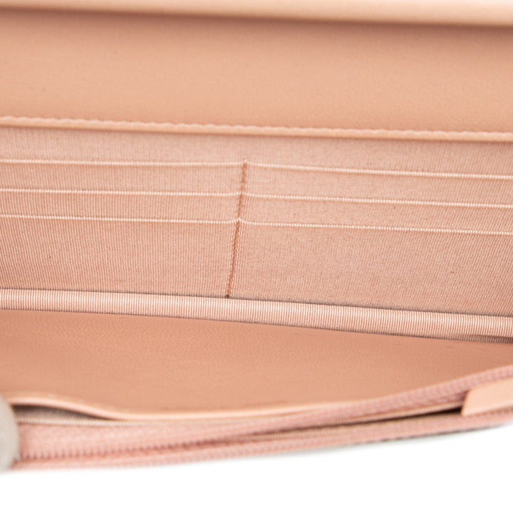 Chanel Matelassé Cuir verni Boy Wallet on Chain – GABY PARIS Authentique