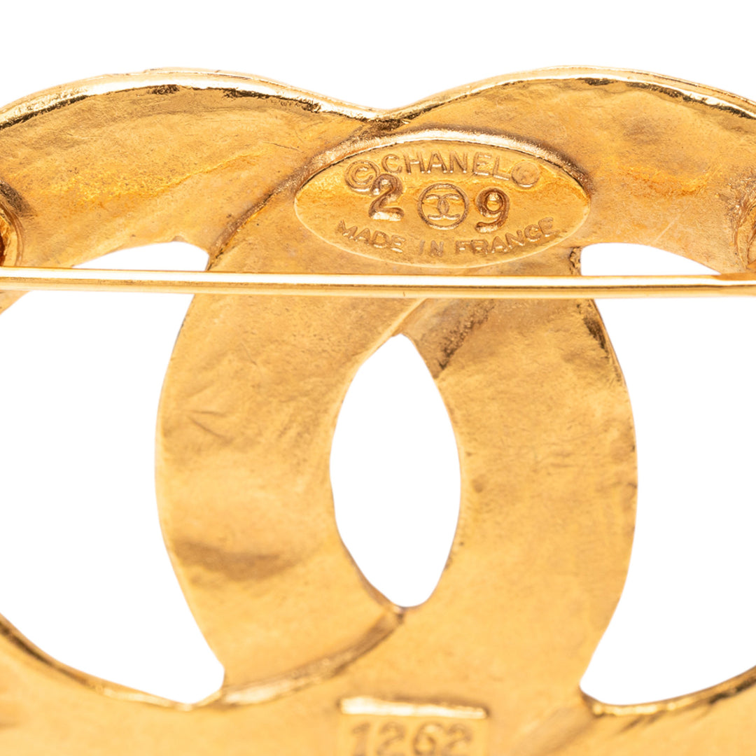 Chanel CC plaqué Woven Broche – GABY PARIS Authentique