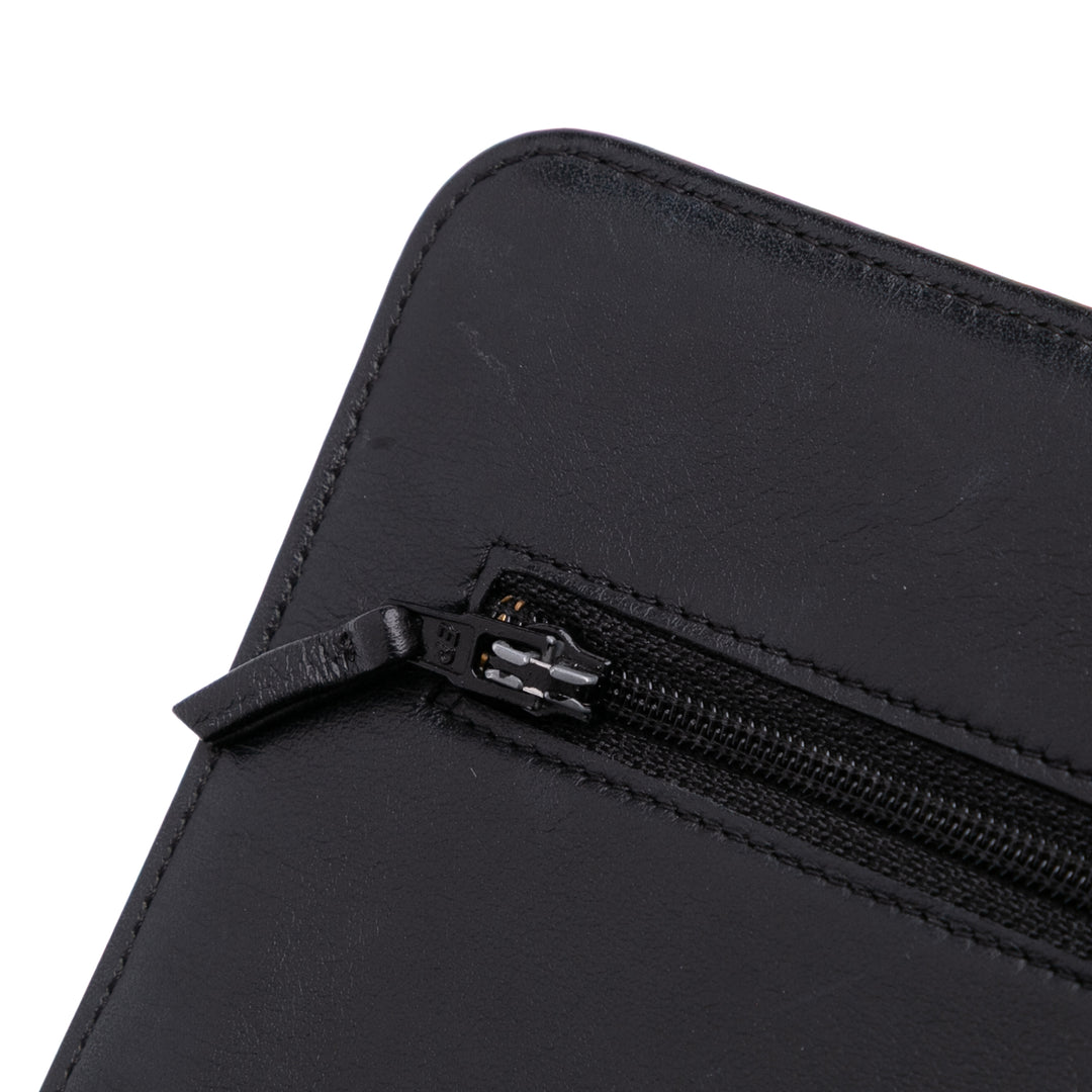 Quilted Calfskin Chain Around Boy Wallet On Chain Black - Gaby Paris