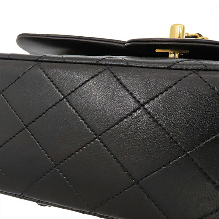 Chanel Medium Classic Cuir d'agneau Double rabat