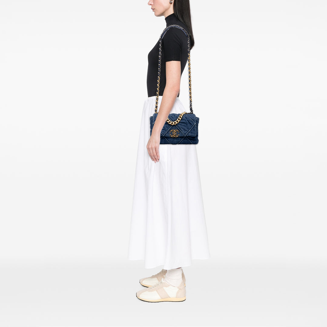 Chanel Sac à main 19 à rabat Jean Moyen Bleu – vue 6 – GABY PARIS