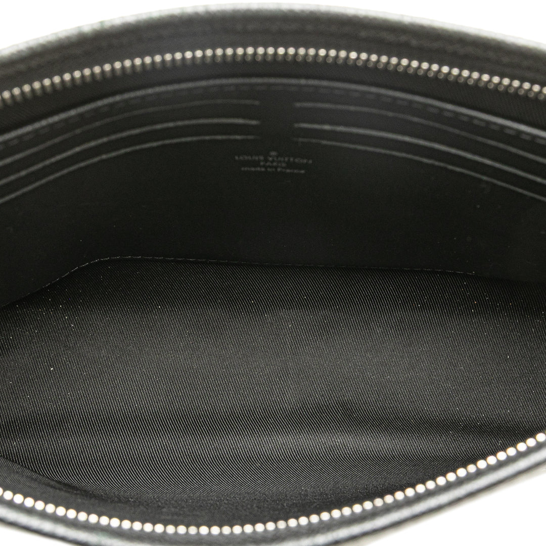 Taiga Pochette Voyage MM Black - Gaby Paris