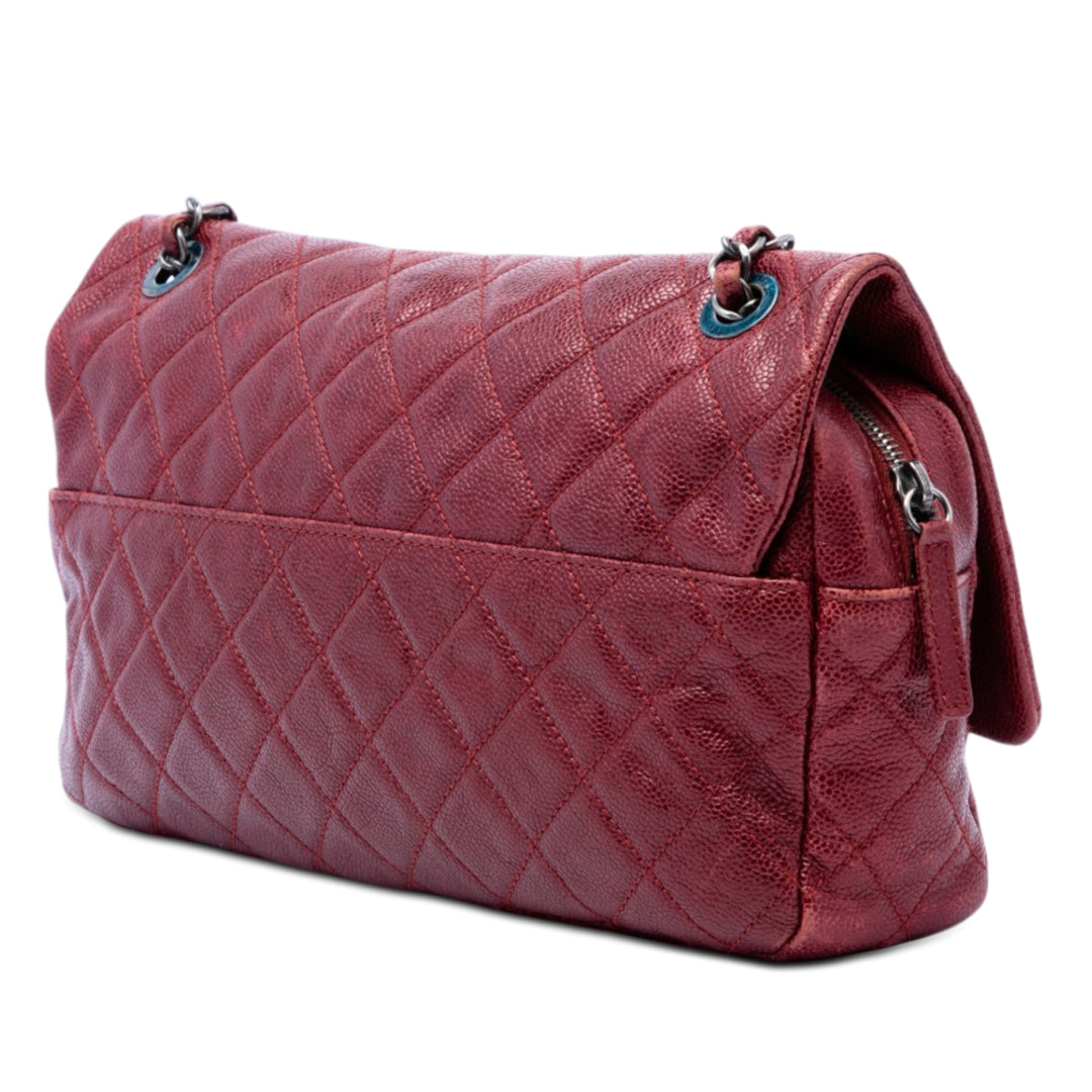Chanel Jumbo Matelassé Iridescent Caviar Easy à rabat