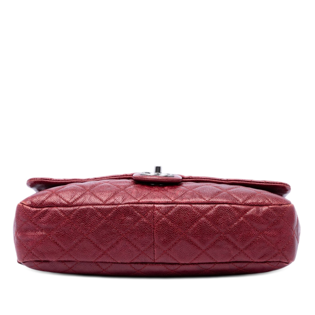 Chanel Jumbo Matelassé Iridescent Caviar Easy à rabat