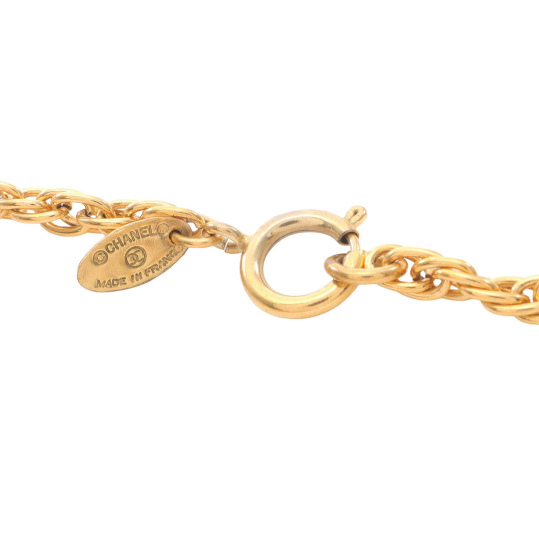 Chanel plaqué CC Rond Pendant Collier – GABY PARIS Authentique