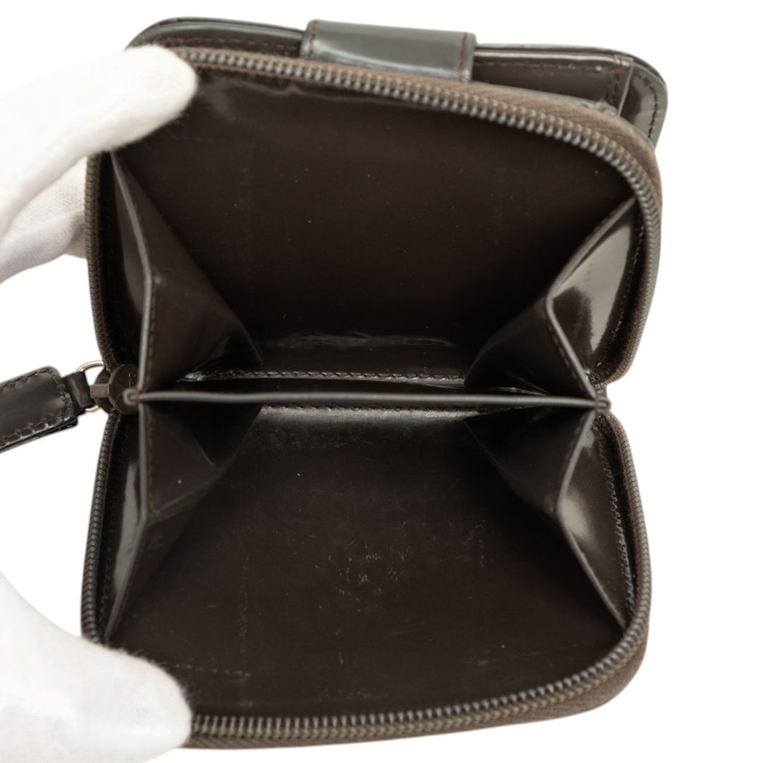Prada Portefeuille Compact Zippé Cuir de veau Marron – vue 5 – GABY PARIS