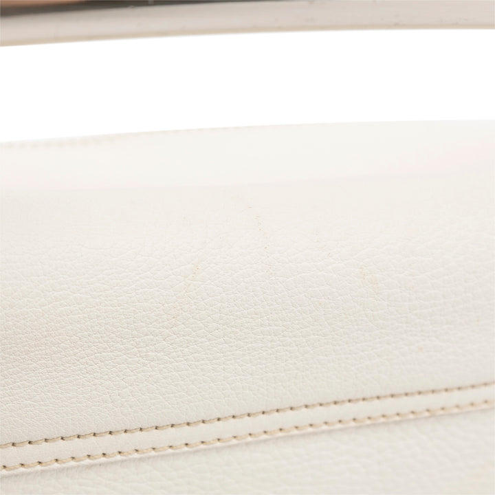 Vitello Daino Bar Handle Bag White - Gaby Paris