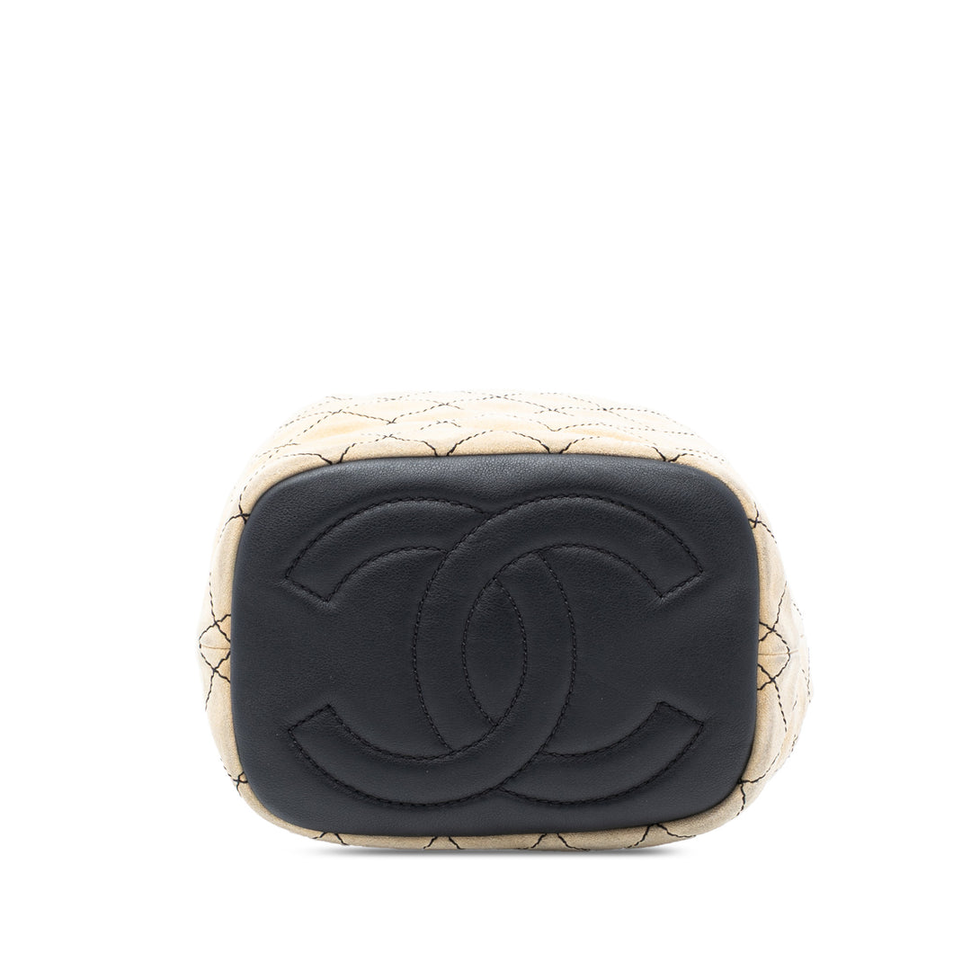 Chanel CC Daim Wild Stitch Bucket Sac