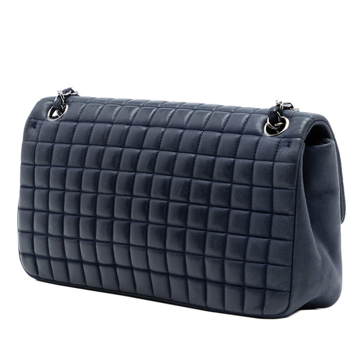 Chanel Chocolate Bar Iridescent Cuir de veau Bubble à rabat