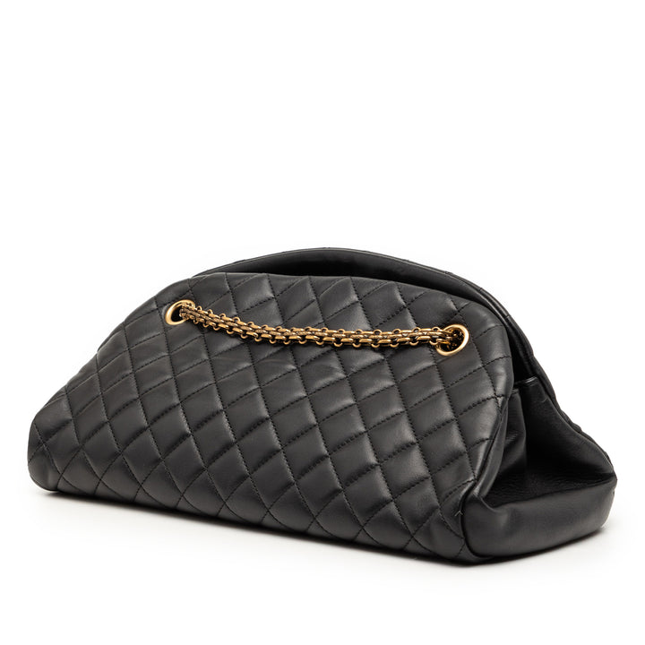 Chanel Medium Matelassé Cuir d’agneau Just Mademoiselle Bowling Sac