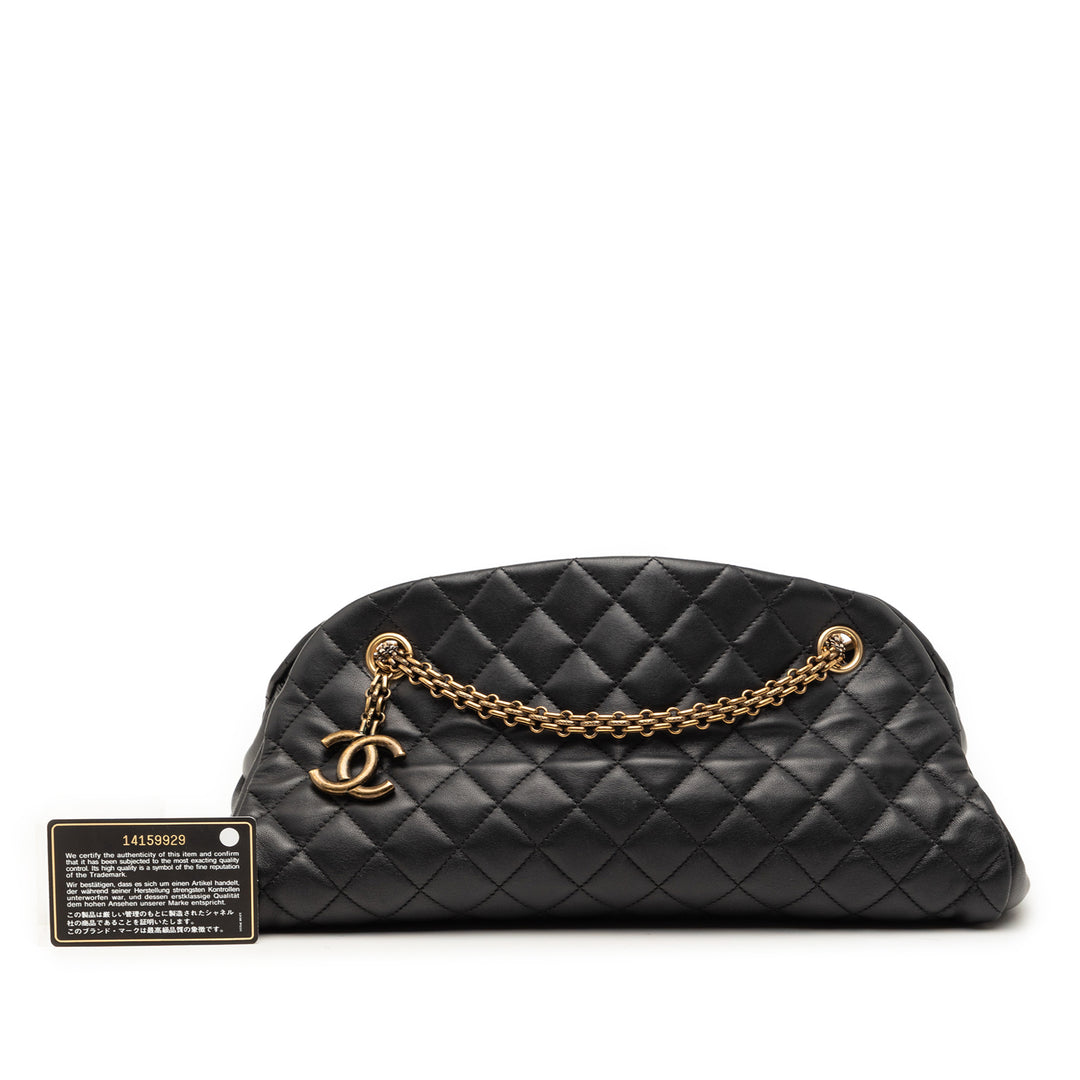 Chanel Medium Matelassé Cuir d’agneau Just Mademoiselle Bowling Sac