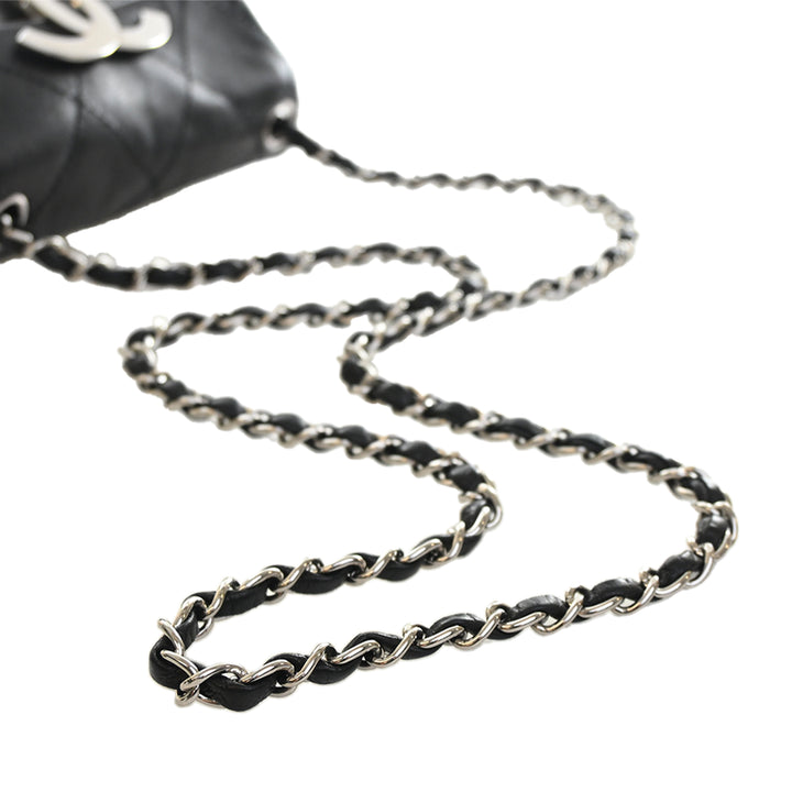 Oversized CC Diamond Stitch à rabat Cuir de veau Noir