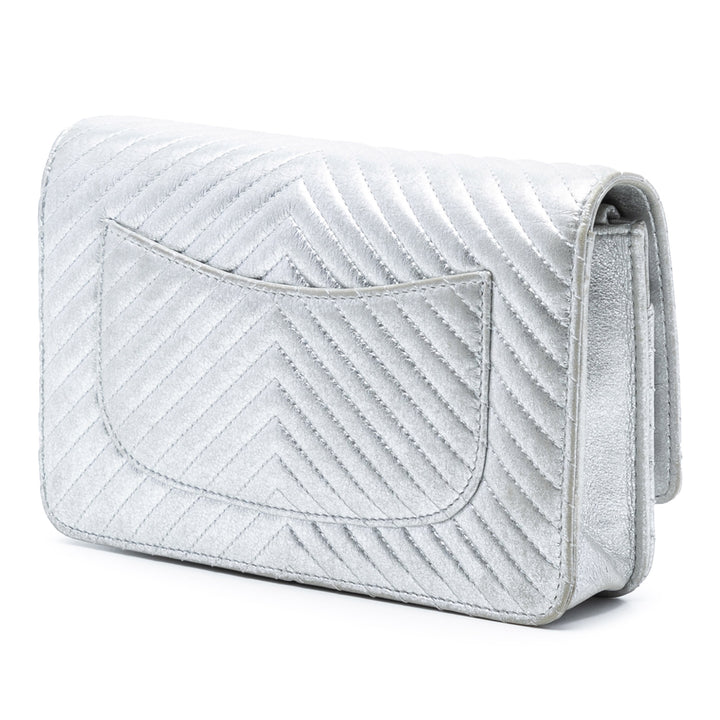Chanel CC Chevron Metallic Cuir d’agneau Wallet on Chain