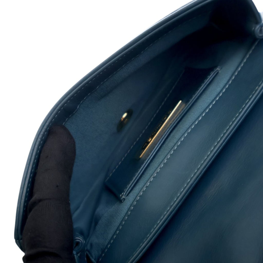 Chanel Mini Matelassé Cuir de veau Underline à rabat