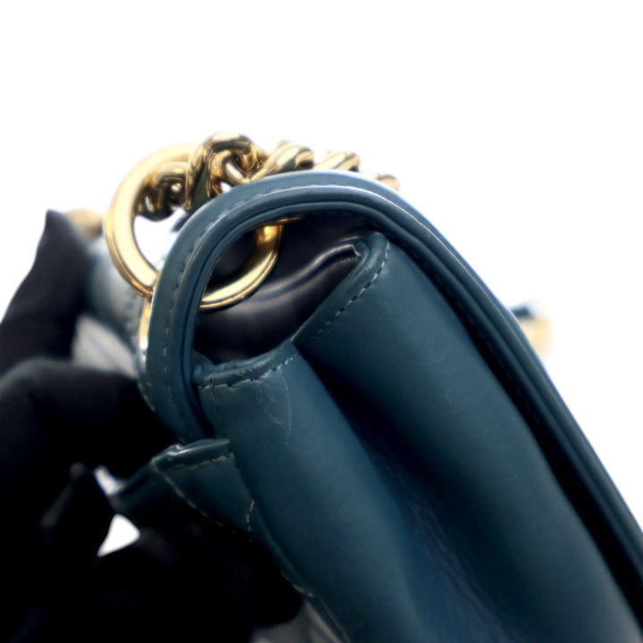 Chanel Mini Matelassé Cuir de veau Underline à rabat