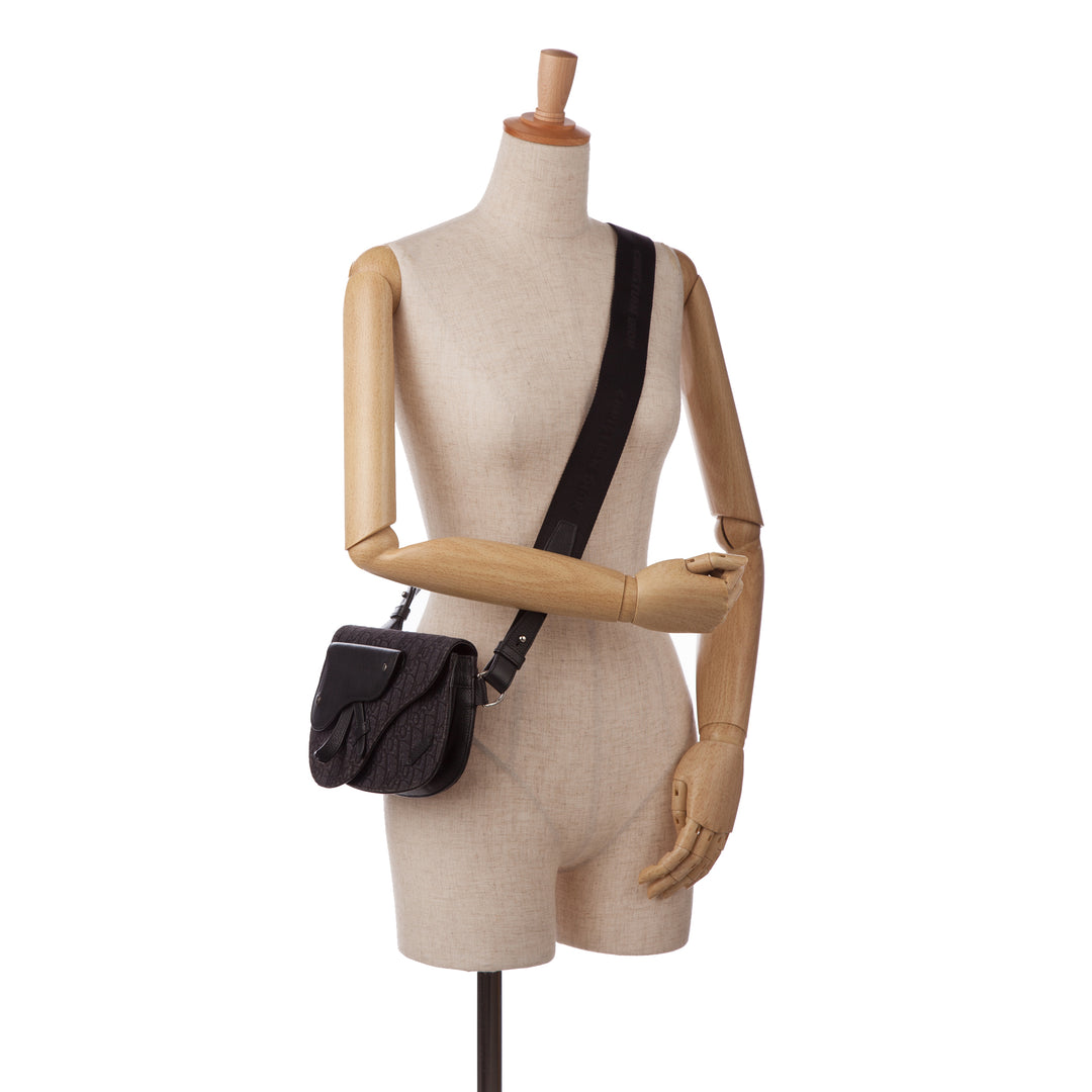 Oblique Canvas Saddle Messenger Bag Black - Gaby Paris