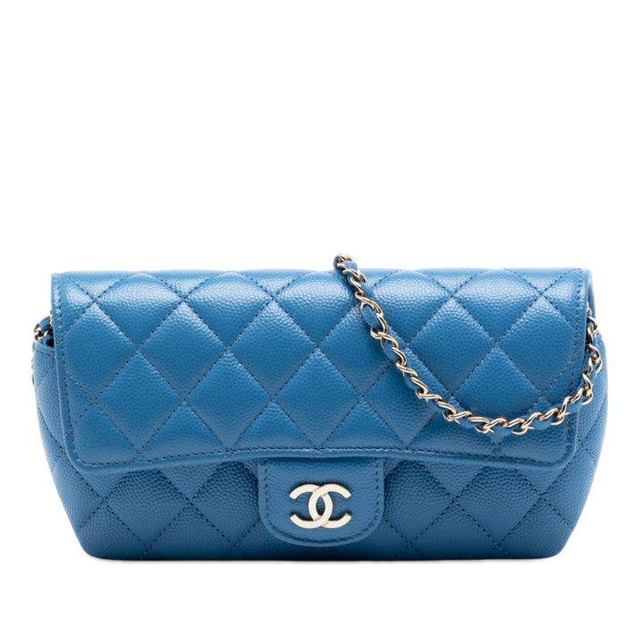 Chanel CC Matelassé Caviar Sunglasses Étui avec chaîne