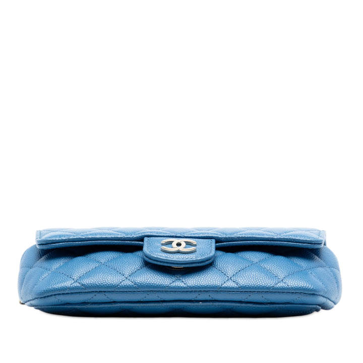 Chanel CC Matelassé Caviar Sunglasses Étui avec chaîne