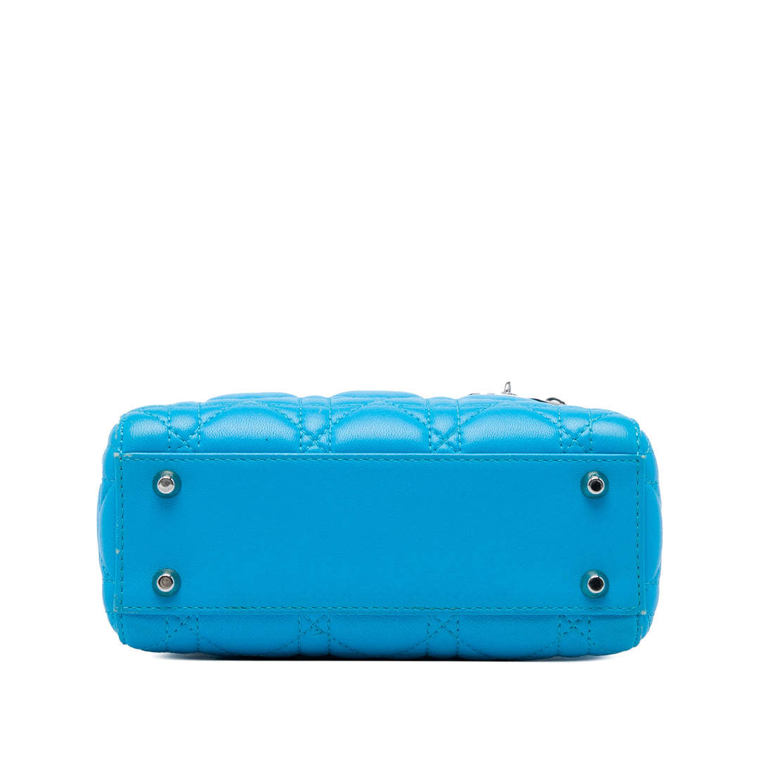 Dior Lady Dior Cannage Mini Cuir d'agneau Bleu – vue 3 – GABY PARIS
