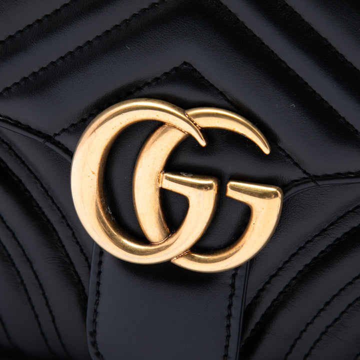 Gucci Small GG Marmont Matelasse Cuir de veau Sylvie sac à anse supérieure
