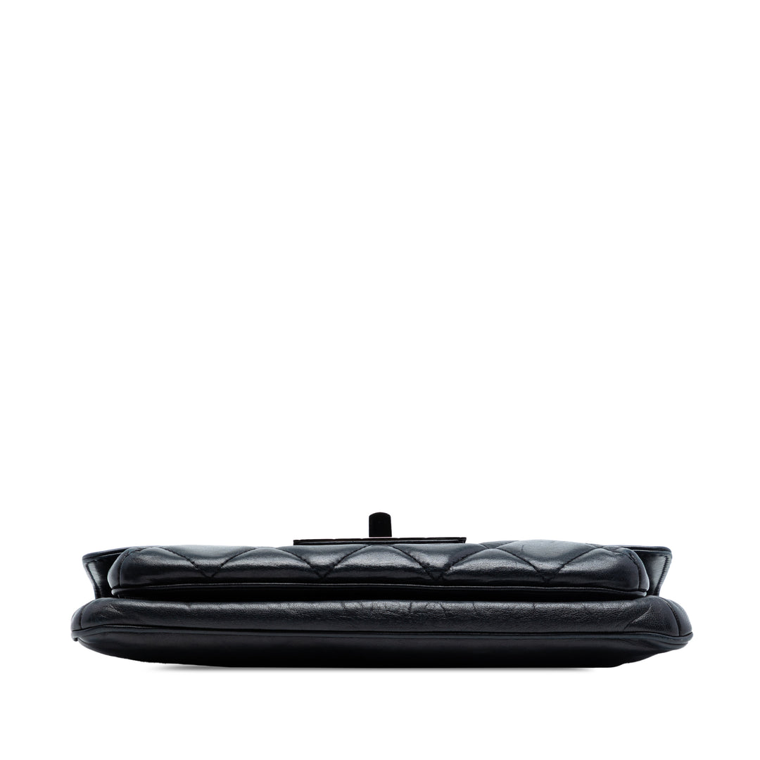 Chanel Matelassé Giant Mademoiselle Fermoir tourniquet Sac Cuir d'agneau