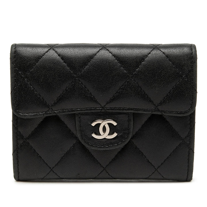 Chanel Classic Cuir d’agneau à rabat Card Holder