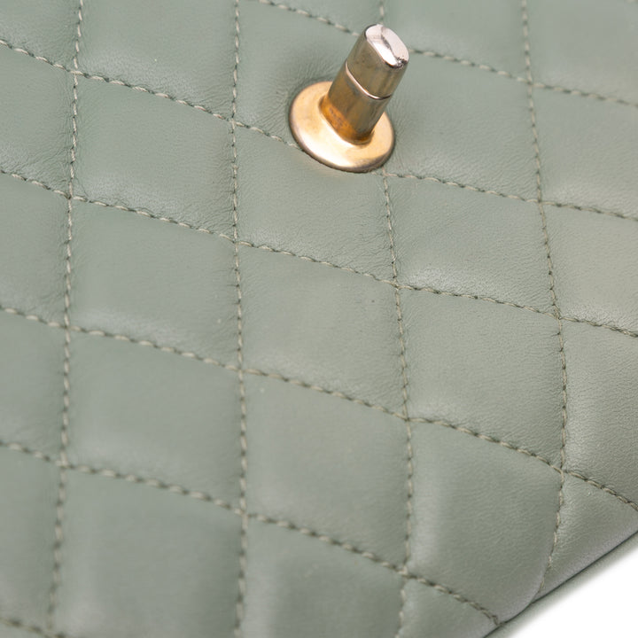 Large Quilted Lambskin Daily Companion Flap Green - Gaby Paris