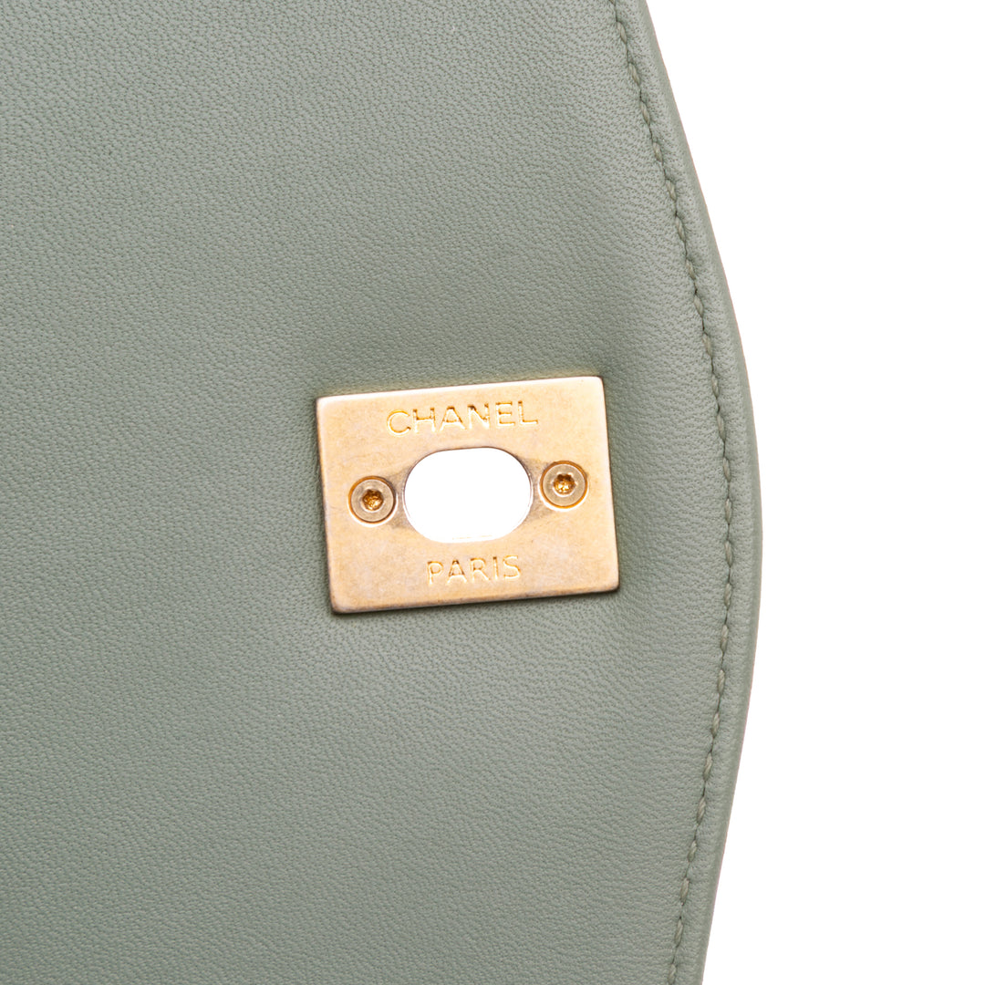 Large Quilted Lambskin Daily Companion Flap Green - Gaby Paris