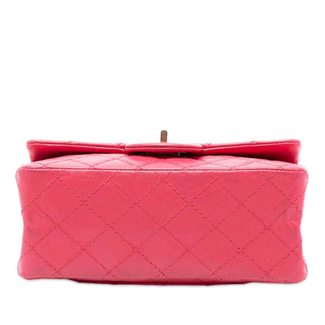 Chanel Matelassé vieilli Cuir de veau Reissue 2.55 Simple rabat 224