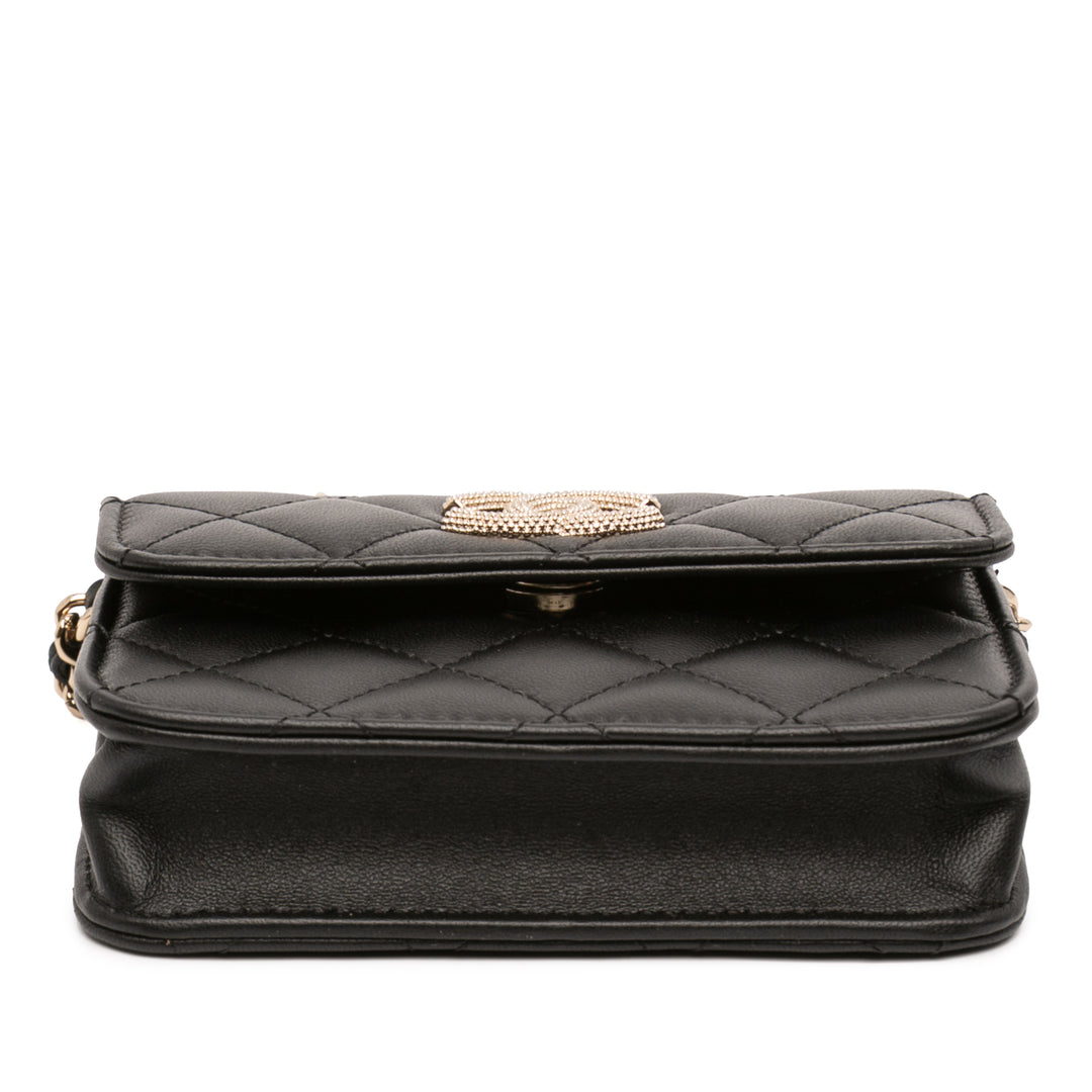 Chanel CC Matelassé Cuir d’agneau Strass Pochette avec chaîne