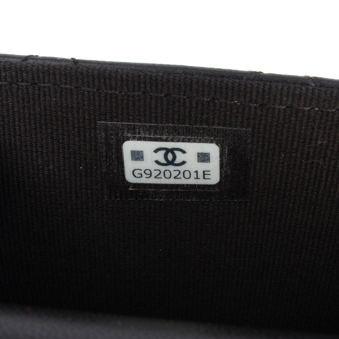 Chanel CC Matelassé Cuir d’agneau Strass Pochette avec chaîne