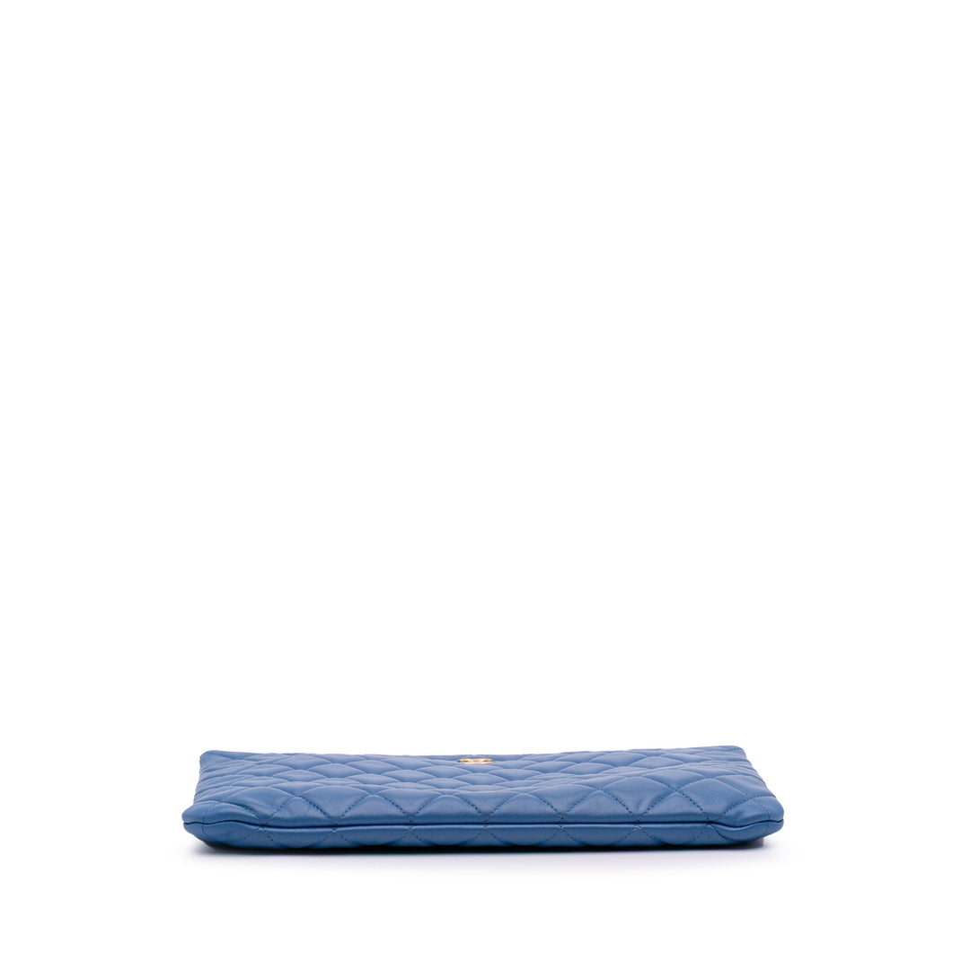 Medium Quilted Lambskin O Case Clutch Blue - Gaby Paris