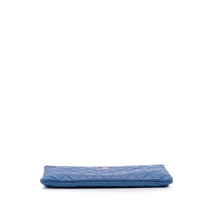 Medium Quilted Lambskin O Case Clutch Blue - Gaby Paris