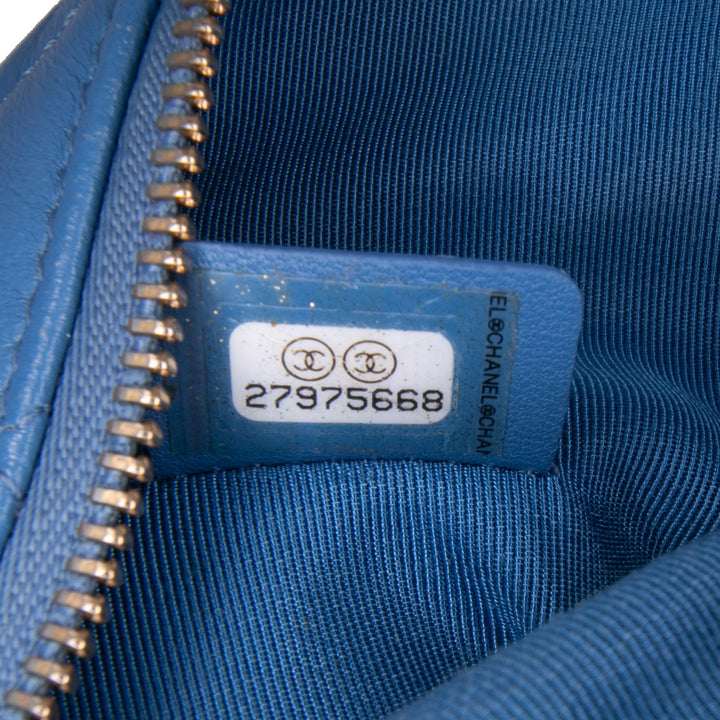 Medium Quilted Lambskin O Case Clutch Blue - Gaby Paris