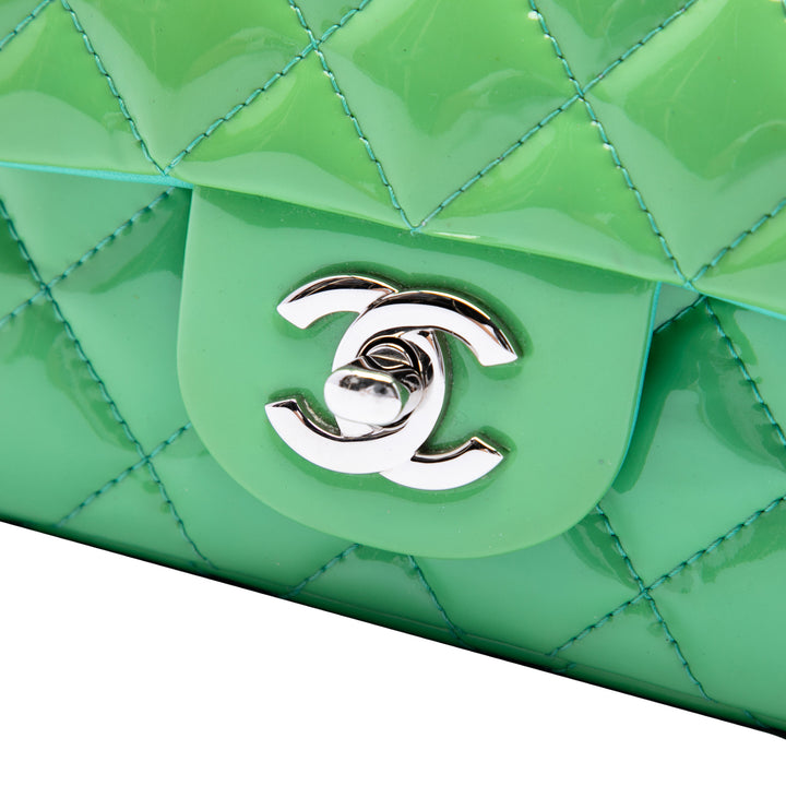 Chanel Extra Mini Rectangular Classic Cuir verni Simple rabat