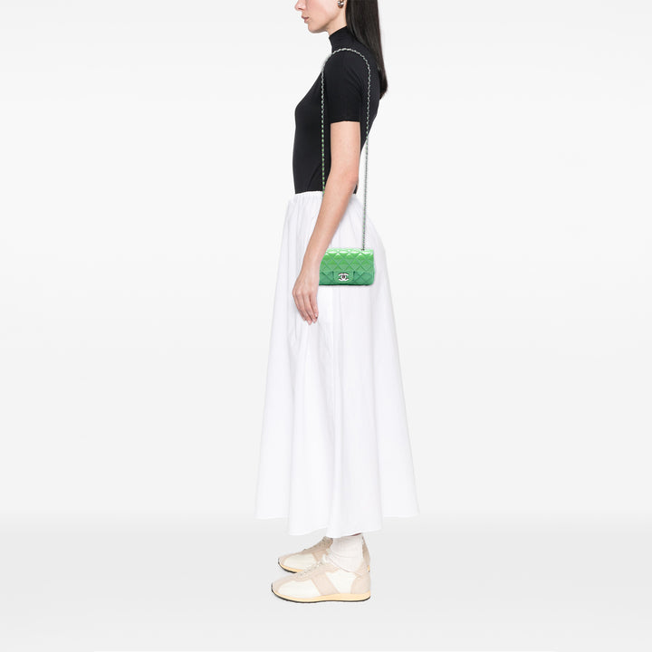 Chanel Extra Mini Rectangular Classic Cuir verni Simple rabat