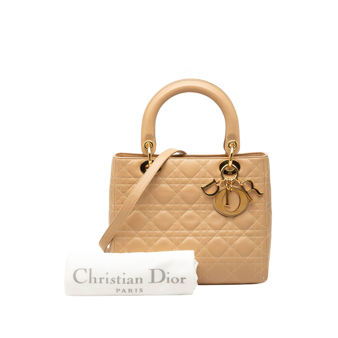 Dior Medium Cuir d’agneau Cannage Lady Dior