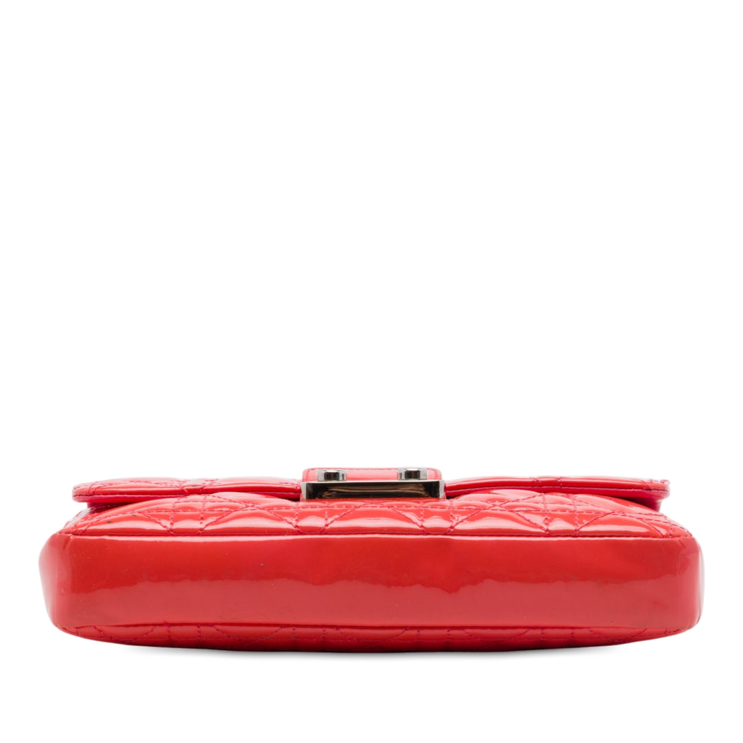 Dior Cannage New Lock Pochette Sac Rouge – vue 3 – GABY PARIS