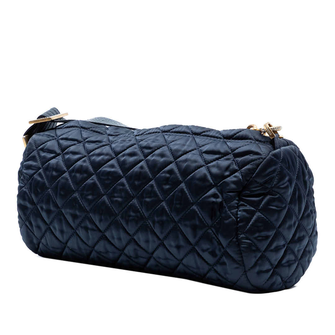 Chanel CC Matelassé Nylon Cristal Barrel Sac porté croisé