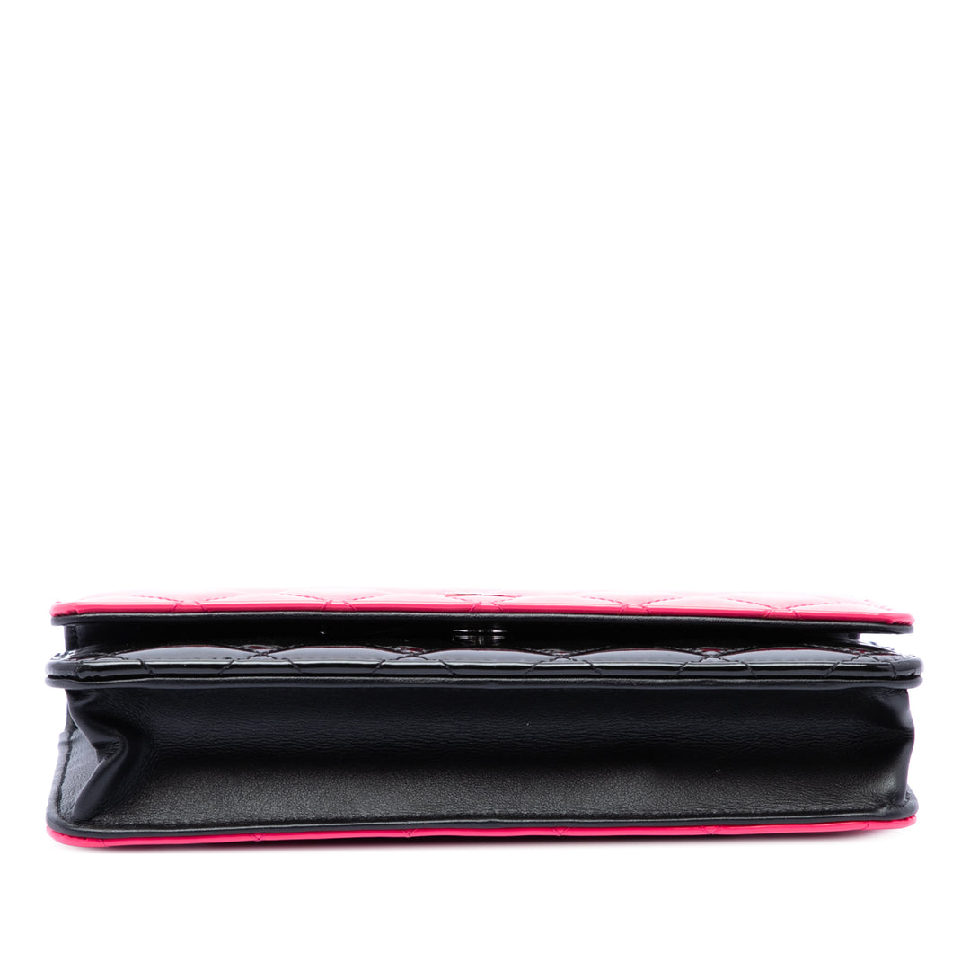 CC Bicolore Matelassé Wallet on Chain Rose