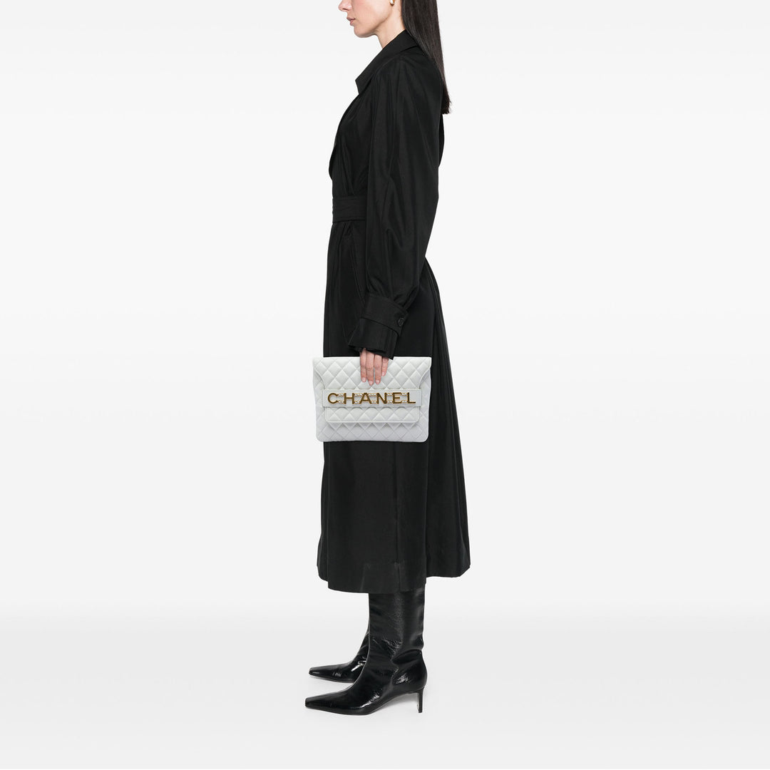 Matelassé Logo Enchained Pochette Cuir de veau Blanc