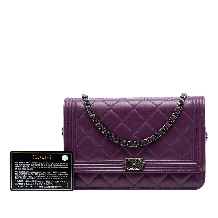 Chanel Matelassé Cuir d’agneau Boy Wallet on Chain